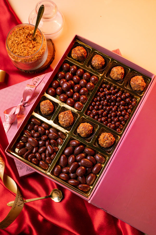 The Ultimate Dragee and Truffle Box