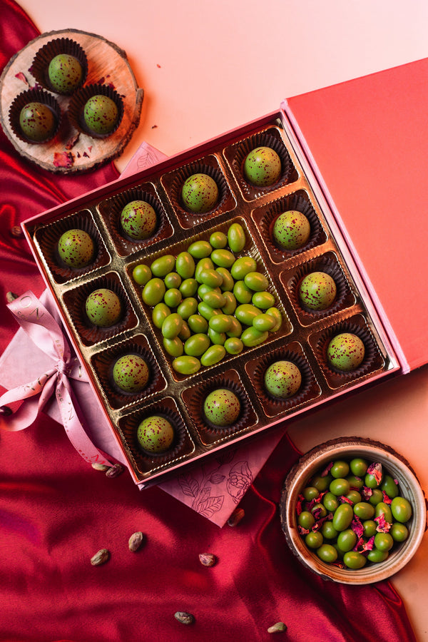 Rose Pistachio Gifting Collection Bonbon and Dragee Edition