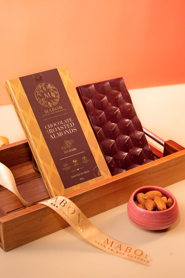 Almond Chocolate Bar 80g - hero