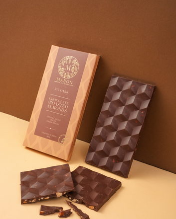 Almond Chocolate Bar (80g, 1 Bar)